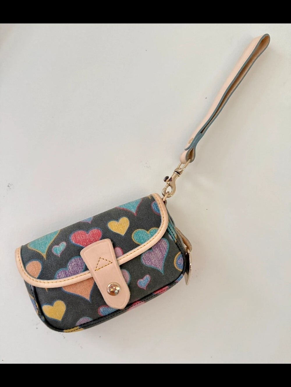 Dooney & Bourke Heart Print Wristlet